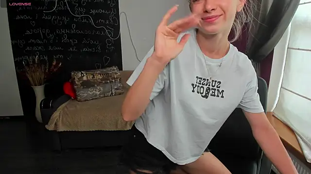 SonnySofia webcam