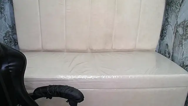 Adarasuri_v webcam