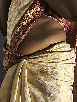 DIRTYSECRET_QUEEN_07