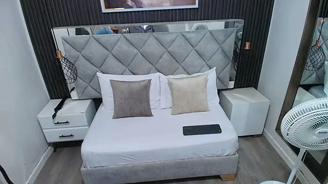 Sara_Chanel_ webcam