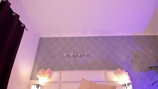 miadecker webcam