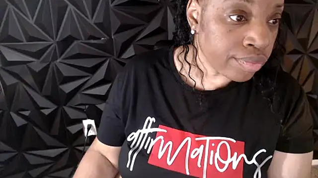 Sexymona1218 webcam