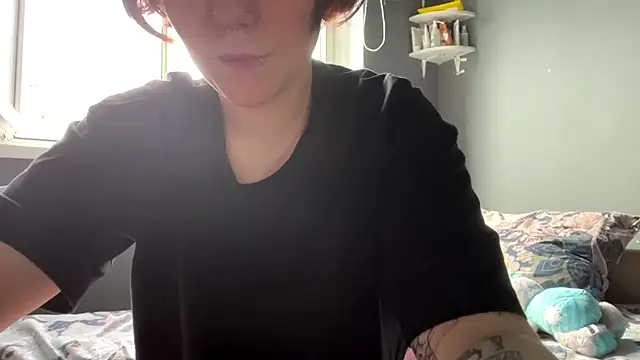 LiyaStile webcam