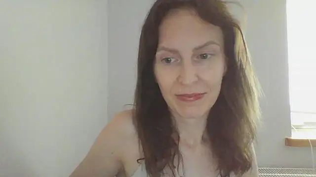 AnnaTight Live Webcam on Stripchat