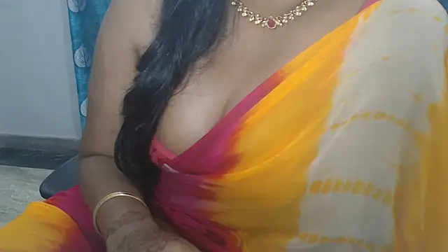 Sophia_your live cam on StripChat