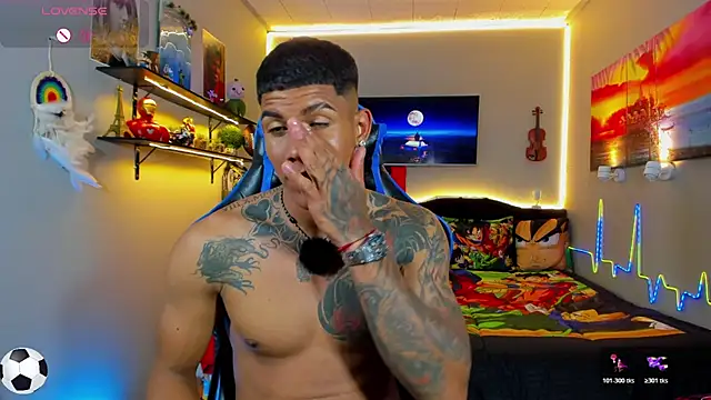Damian_latinxxx live cam on StripChat