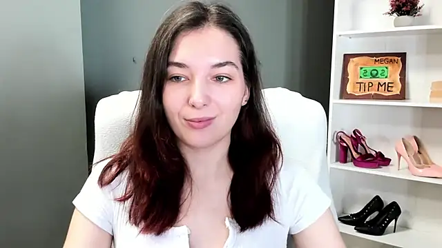 Meagn_Extasy live cam on StripChat