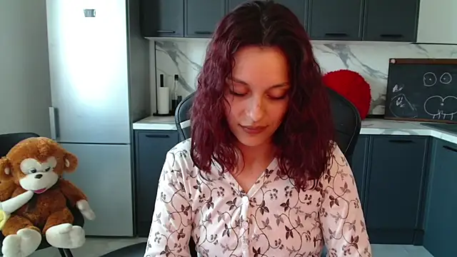 Eva_Avea live cam on StripChat
