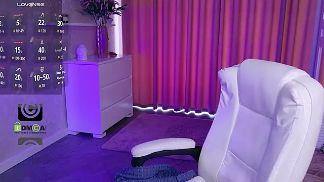 KellyKleine webcam