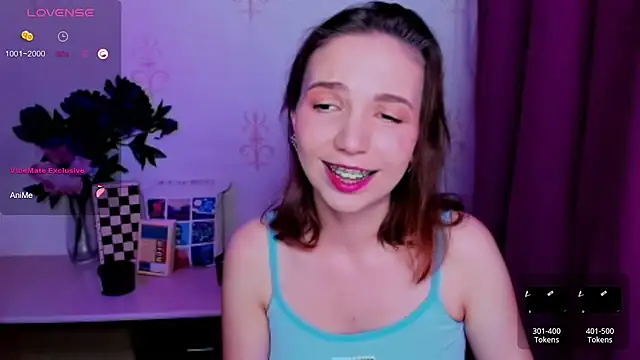 KindHazelHere_ webcam