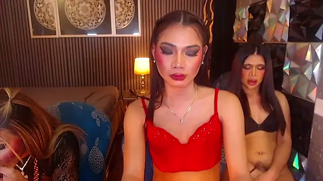 AudreyMilesTrans webcam