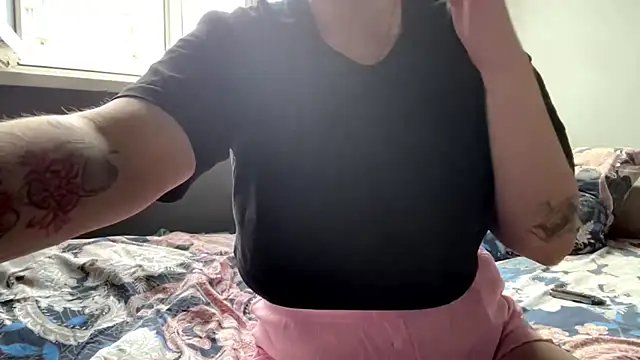 LiyaStile webcam