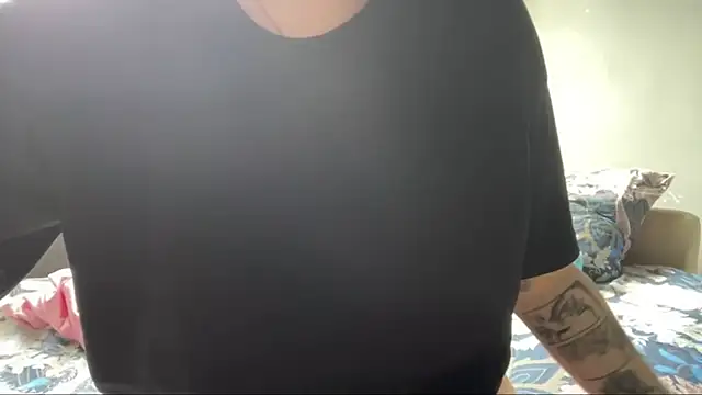LiyaStile webcam