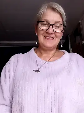 irinamaux live cam on StripChat