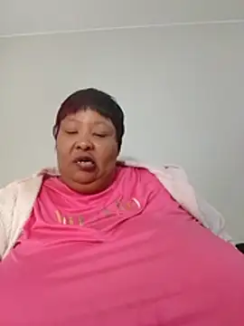 nancy111 (F milf) - Make me squit and cum on my toy
