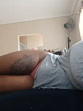 curvybigassxx - CurvybigAssxx's free webcam - UK Sex Cams