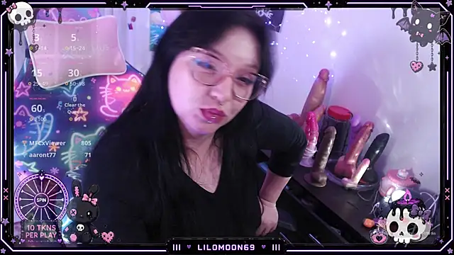 LiloMoon69 webcam