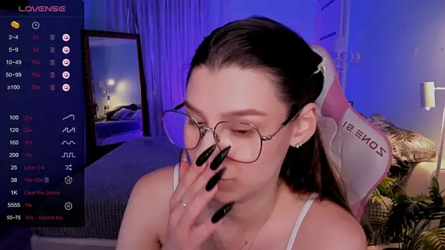 LinaBlossom_ webcam