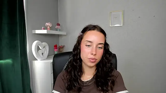 AdeleSolo webcam