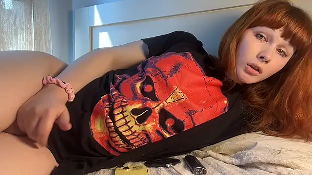 AlexaGudz webcam