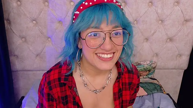 Zafiro_Kitsune webcam