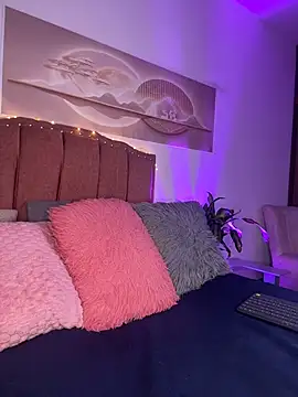 NoahJade webcam