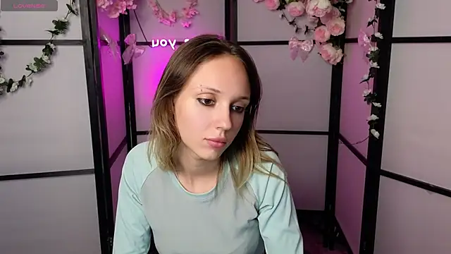 RaeAlexa webcam