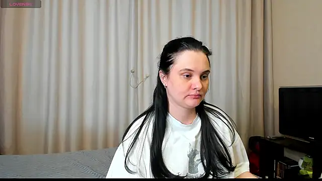 AlanaBrox webcam