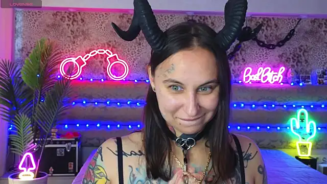 Cool_Freak_ webcam