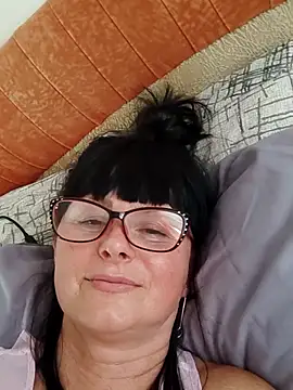 AliceSwan57