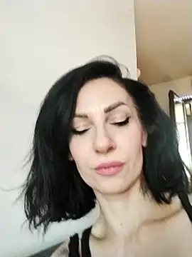 dahlia_82 webcam