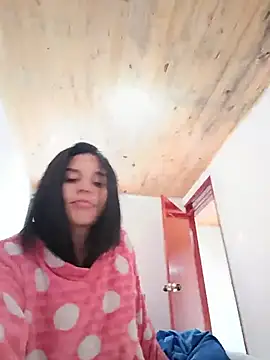 Cata_black webcam