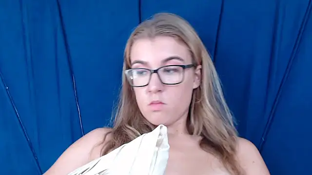 Yennyloves webcam