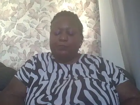 fat_ebonyqueen webcam
