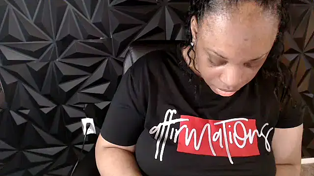 Sexymona1218 webcam