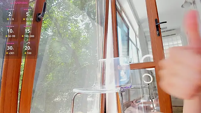 Naila18 webcam