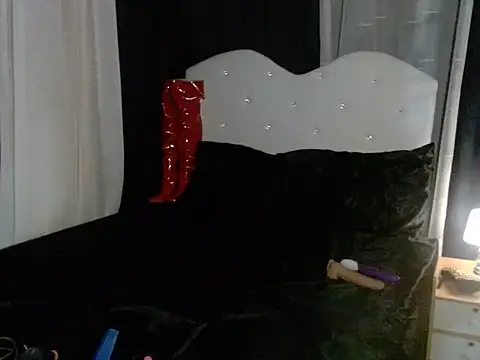 AshantTsiBigCock webcam