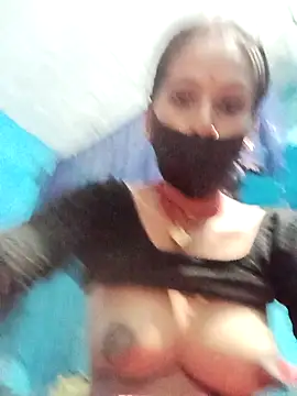 Nandani-758 webcam