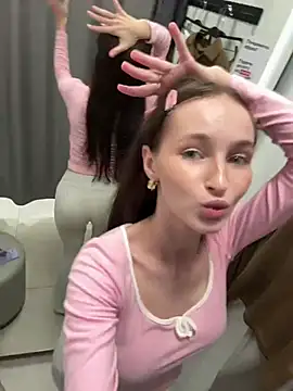 -missbehaving- live cam