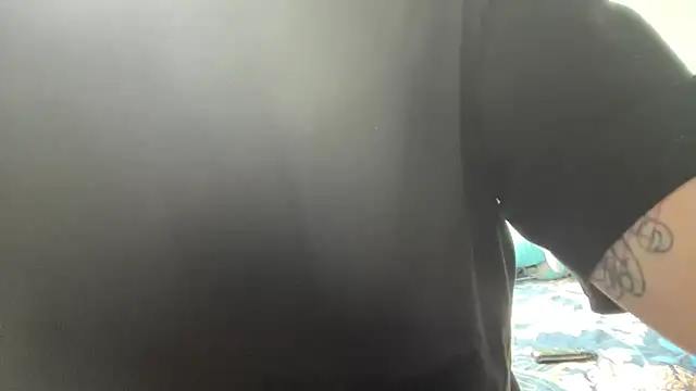 LiyaStile webcam