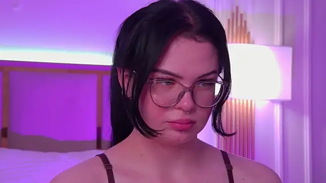 CindyMil live cam