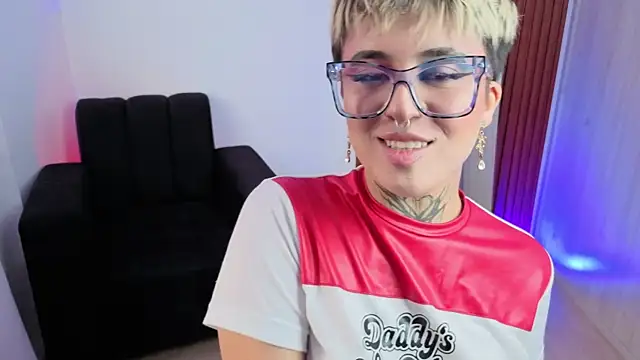 Rebeka-baker live cam on StripChat