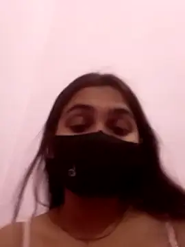 TRISHA0404 webcam