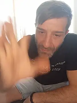 Alexdaniel89 live cam