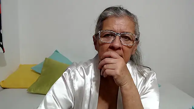 candy_mature_ live cam