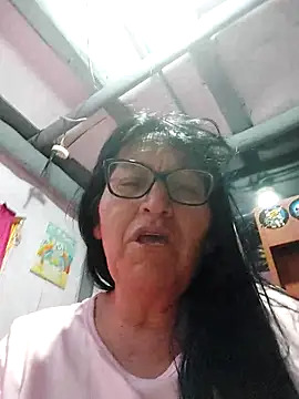 clarita_01 live cam