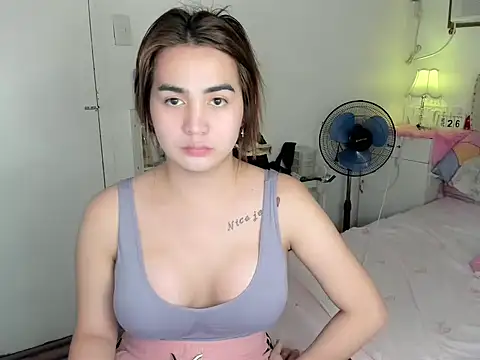 nica_doll live cam