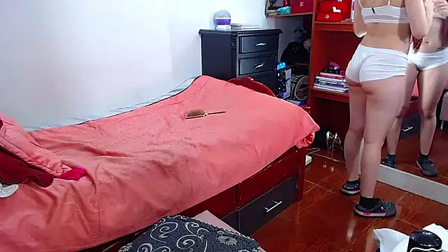 MariamGray1 webcam