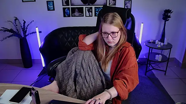 Watch lanafitch live on EroticFlix - High definition streams