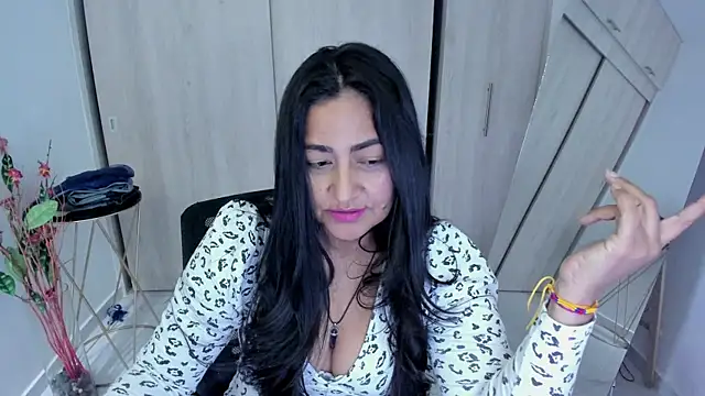 Adele_Sweett webcam
